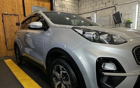 KIA Sportage IV рестайлинг, 2019 год, 2 100 000 рублей, 3 фотография