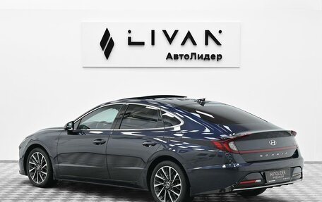 Hyundai Sonata VIII, 2019 год, 2 115 000 рублей, 2 фотография