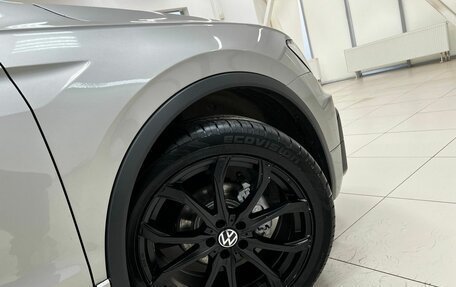 Volkswagen Tiguan II, 2019 год, 2 479 000 рублей, 11 фотография