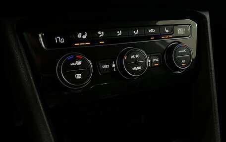 Volkswagen Tiguan II, 2019 год, 2 479 000 рублей, 20 фотография