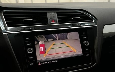 Volkswagen Tiguan II, 2019 год, 2 479 000 рублей, 19 фотография