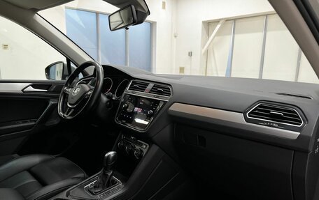 Volkswagen Tiguan II, 2019 год, 2 479 000 рублей, 32 фотография