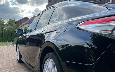 Toyota Camry, 2018 год, 3 150 000 рублей, 6 фотография