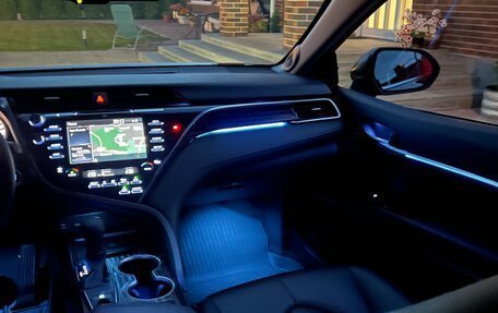 Toyota Camry, 2018 год, 3 150 000 рублей, 21 фотография