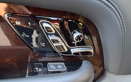 Land Rover Range Rover IV рестайлинг, 2019 год, 8 500 000 рублей, 16 фотография