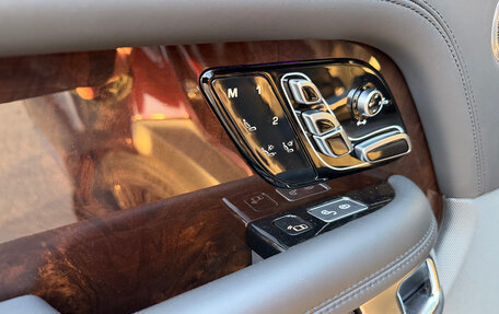 Land Rover Range Rover IV рестайлинг, 2019 год, 8 500 000 рублей, 34 фотография