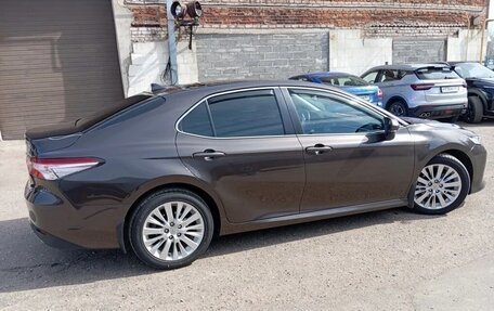 Toyota Camry, 2018 год, 2 700 000 рублей, 4 фотография