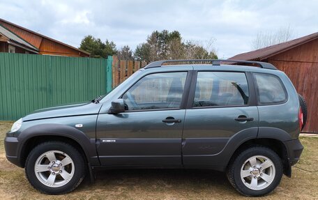 Chevrolet Niva I рестайлинг, 2016 год, 650 000 рублей, 2 фотография
