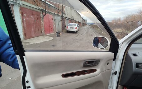 Toyota Gaia, 1999 год, 450 000 рублей, 11 фотография