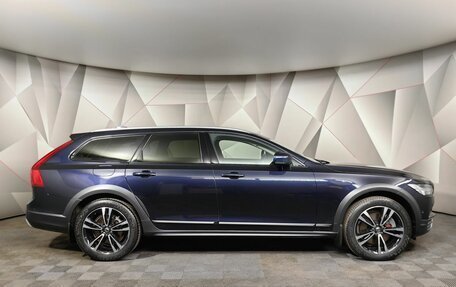 Volvo V90 Cross Country I рестайлинг, 2018 год, 3 770 000 рублей, 6 фотография