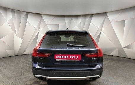 Volvo V90 Cross Country I рестайлинг, 2018 год, 3 770 000 рублей, 8 фотография