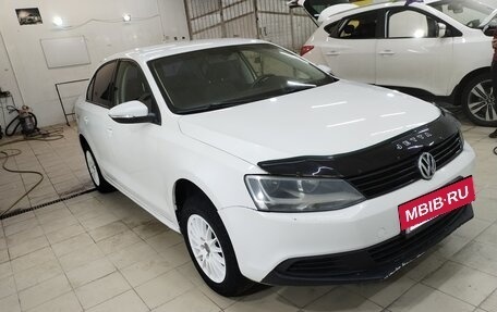 Volkswagen Jetta VI, 2014 год, 700 000 рублей, 3 фотография