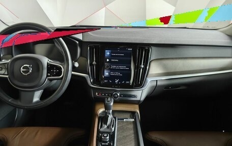 Volvo V90 Cross Country I рестайлинг, 2018 год, 3 770 000 рублей, 15 фотография