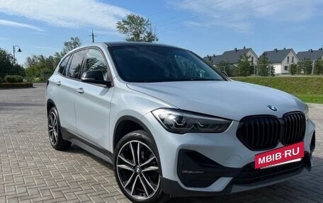 BMW X1, 2021 год, 2 800 000 рублей, 3 фотография