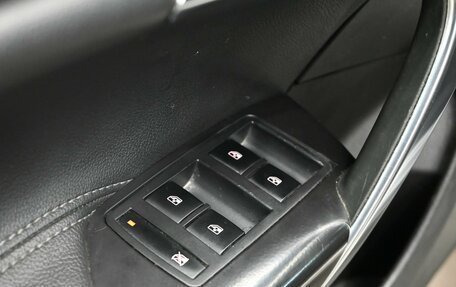 Opel Insignia II рестайлинг, 2011 год, 700 000 рублей, 13 фотография