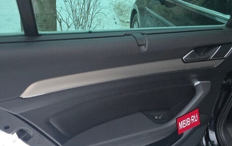 Volkswagen Passat B8 рестайлинг, 2018 год, 2 100 000 рублей, 15 фотография