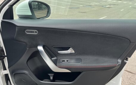 Mercedes-Benz A-Класс, 2018 год, 2 320 000 рублей, 16 фотография