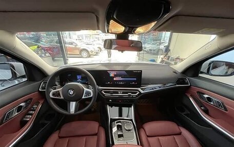 BMW 3 серия, 2023 год, 3 220 040 рублей, 10 фотография