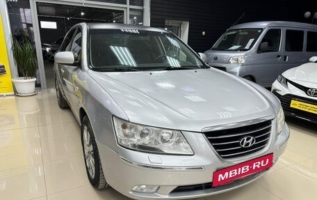 Hyundai Sonata VI, 2010 год, 830 000 рублей, 3 фотография