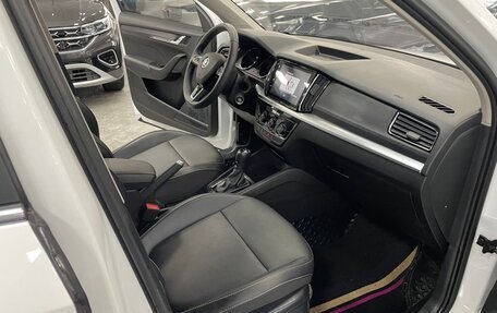 Skoda Kamiq I, 2022 год, 1 500 000 рублей, 10 фотография