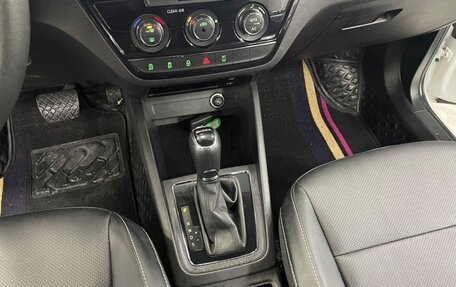 Skoda Kamiq I, 2022 год, 1 500 000 рублей, 7 фотография