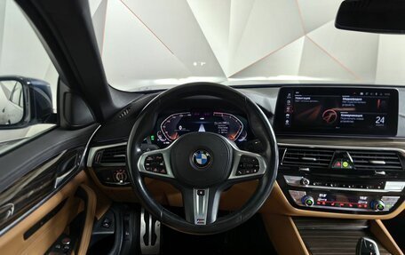 BMW 5 серия, 2020 год, 4 450 000 рублей, 15 фотография