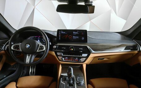 BMW 5 серия, 2020 год, 4 450 000 рублей, 11 фотография