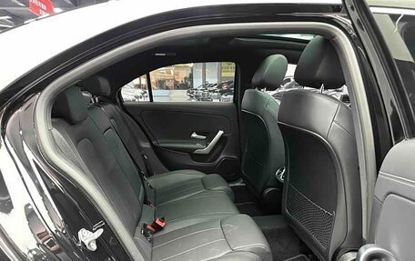 Mercedes-Benz A-Класс, 2023 год, 1 986 040 рублей, 11 фотография