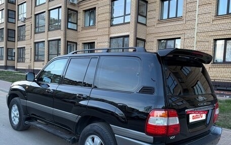 Toyota Land Cruiser 100 рестайлинг 2, 2006 год, 2 200 000 рублей, 2 фотография