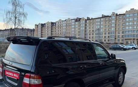 Toyota Land Cruiser 100 рестайлинг 2, 2006 год, 2 200 000 рублей, 7 фотография