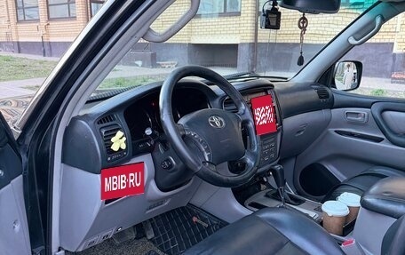 Toyota Land Cruiser 100 рестайлинг 2, 2006 год, 2 200 000 рублей, 8 фотография