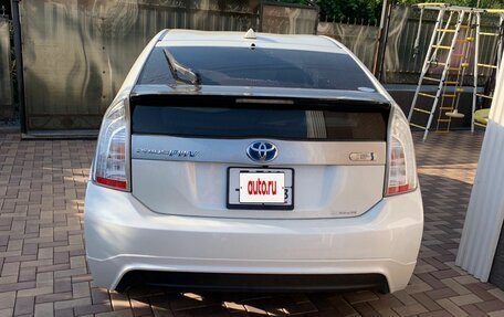 Toyota Prius, 2012 год, 1 700 000 рублей, 4 фотография