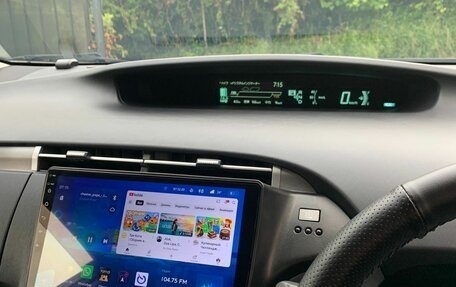 Toyota Prius, 2012 год, 1 700 000 рублей, 8 фотография