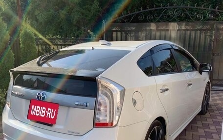 Toyota Prius, 2012 год, 1 700 000 рублей, 5 фотография