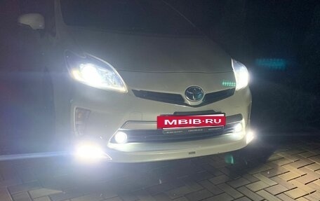 Toyota Prius, 2012 год, 1 700 000 рублей, 6 фотография