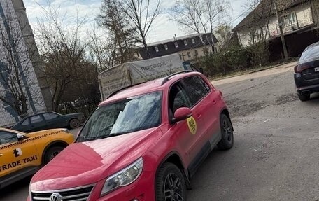 Volkswagen Tiguan I, 2011 год, 720 000 рублей, 2 фотография