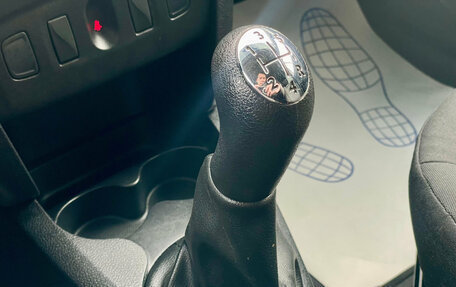 Renault Logan II, 2019 год, 1 049 000 рублей, 16 фотография