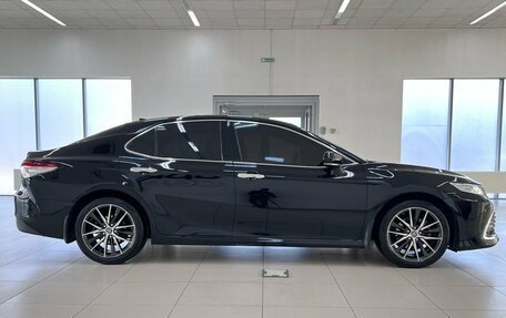 Toyota Camry, 2020 год, 3 320 000 рублей, 5 фотография