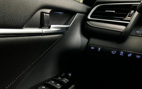 Toyota Camry, 2020 год, 3 320 000 рублей, 26 фотография