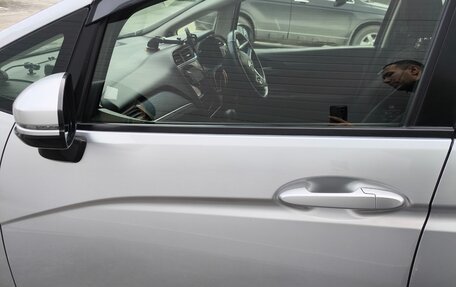 Honda Shuttle II, 2015 год, 1 240 000 рублей, 12 фотография