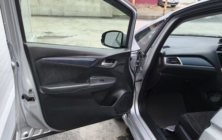 Honda Shuttle II, 2015 год, 1 240 000 рублей, 31 фотография