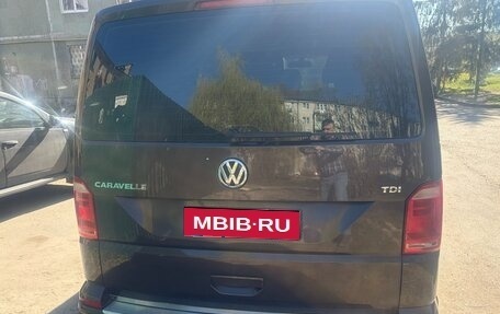 Volkswagen Caravelle T6 рестайлинг, 2015 год, 2 500 000 рублей, 7 фотография