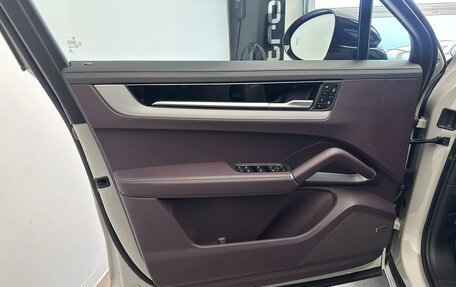 Porsche Cayenne III, 2025 год, 18 490 000 рублей, 9 фотография