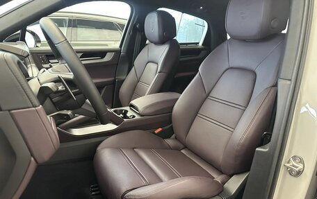 Porsche Cayenne III, 2025 год, 18 490 000 рублей, 8 фотография