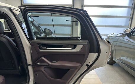 Porsche Cayenne III, 2025 год, 18 490 000 рублей, 18 фотография