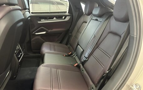 Porsche Cayenne III, 2025 год, 18 490 000 рублей, 12 фотография