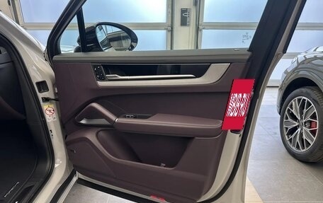 Porsche Cayenne III, 2025 год, 18 490 000 рублей, 16 фотография