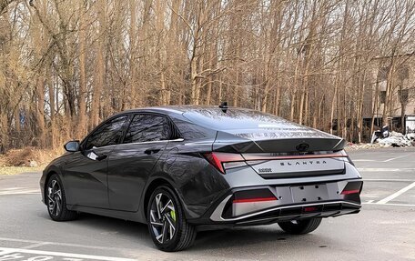 Hyundai Elantra, 2023 год, 1 900 000 рублей, 3 фотография