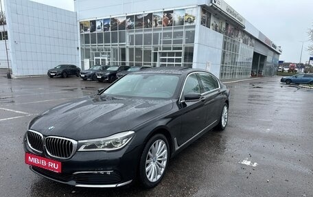 BMW 7 серия, 2017 год, 3 400 000 рублей, 4 фотография