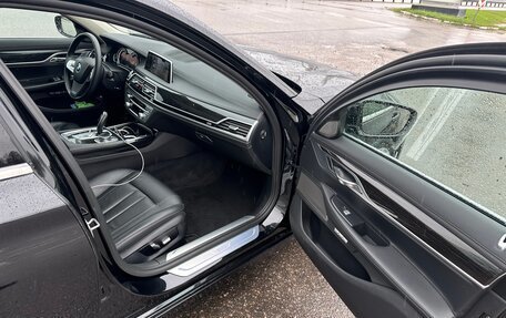 BMW 7 серия, 2017 год, 3 400 000 рублей, 12 фотография